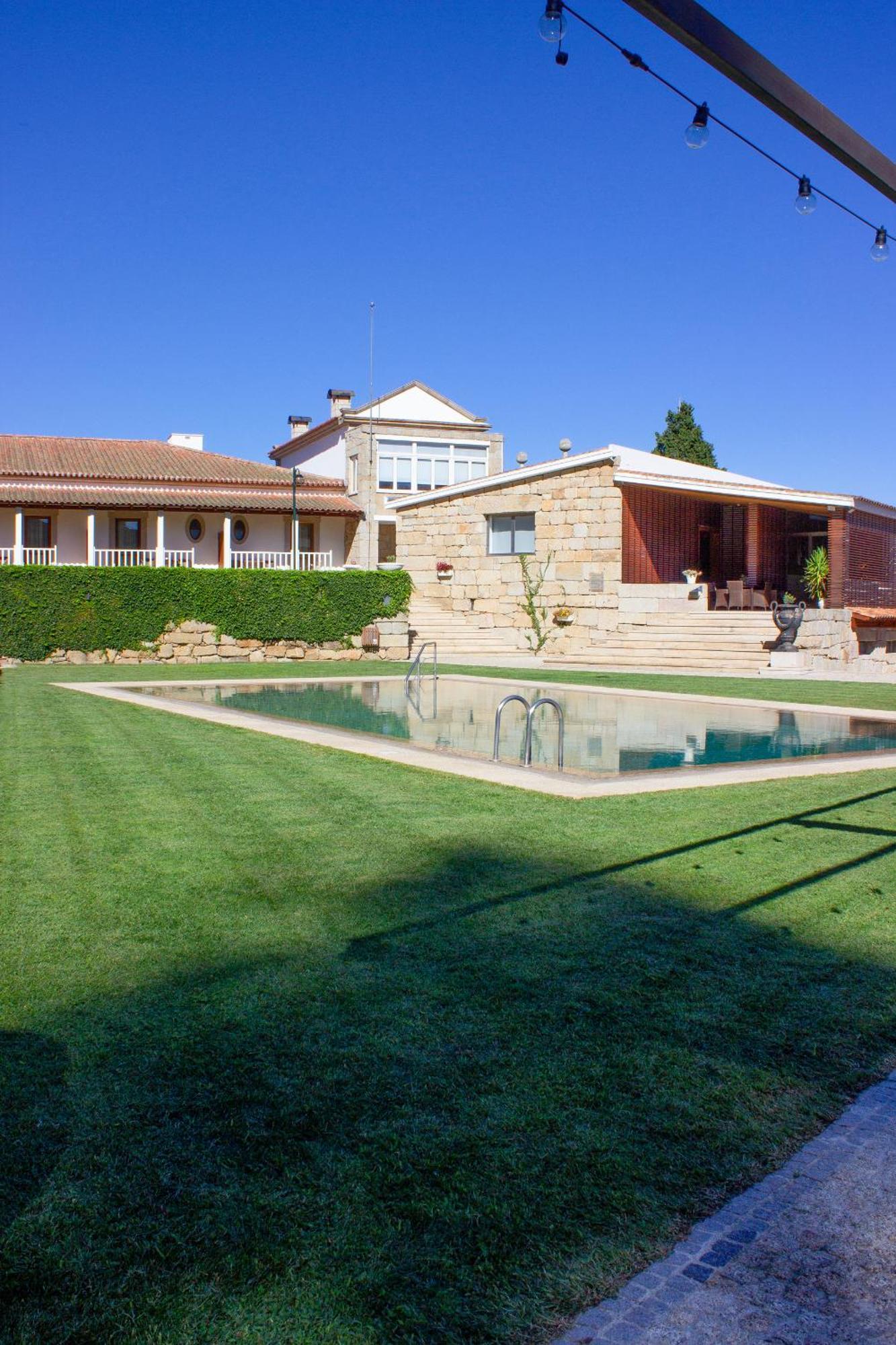 Hotel Rural Casa De Samaioes Chaves Luaran gambar